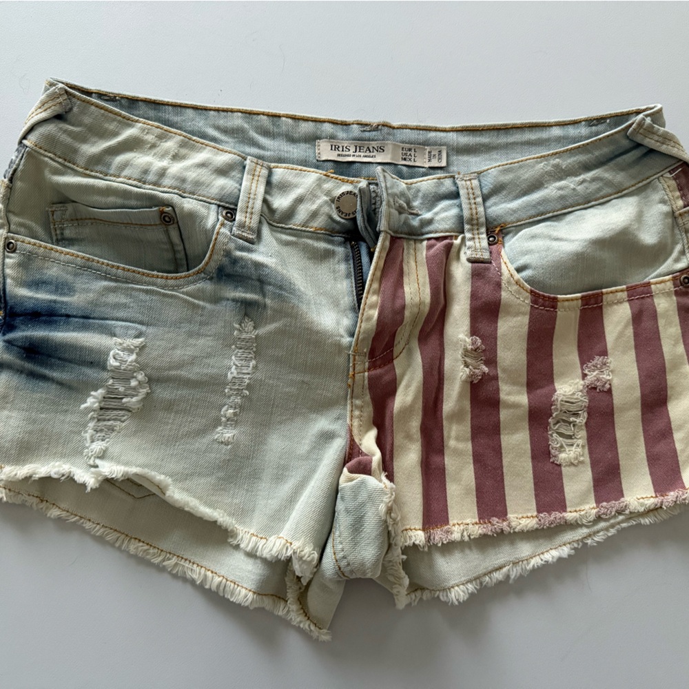 Iris Jeans Women's Distressed Striped Jean Shorts - Blue and Red